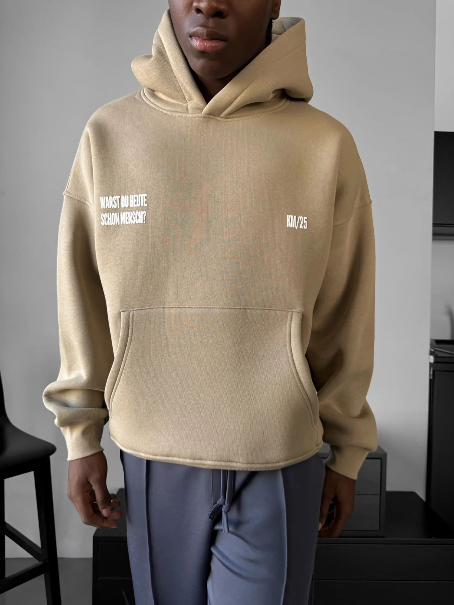 Oversize Mensch Hoodie - Simply Taupe - Image 2