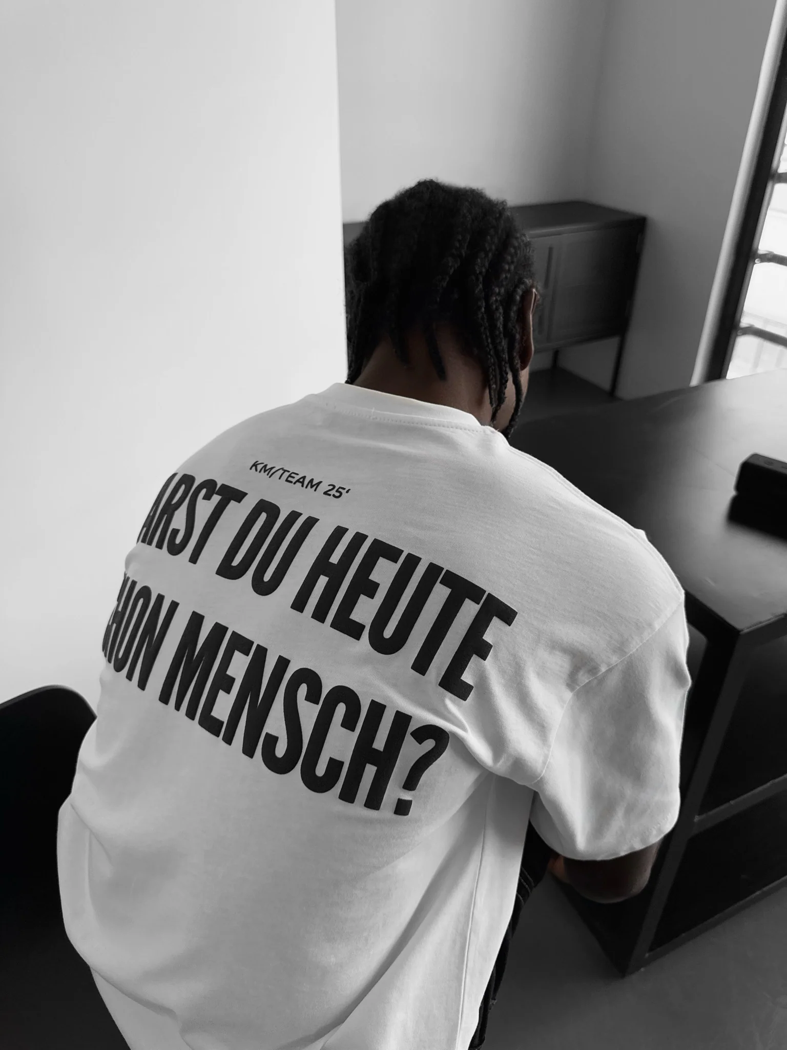 Oversize 'Mensch' T-Shirt - Ecru - Image 7