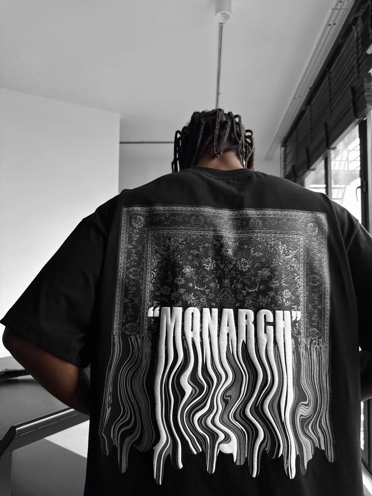 Oversize "Monarch" T-Shirt - Black and White - Image 2