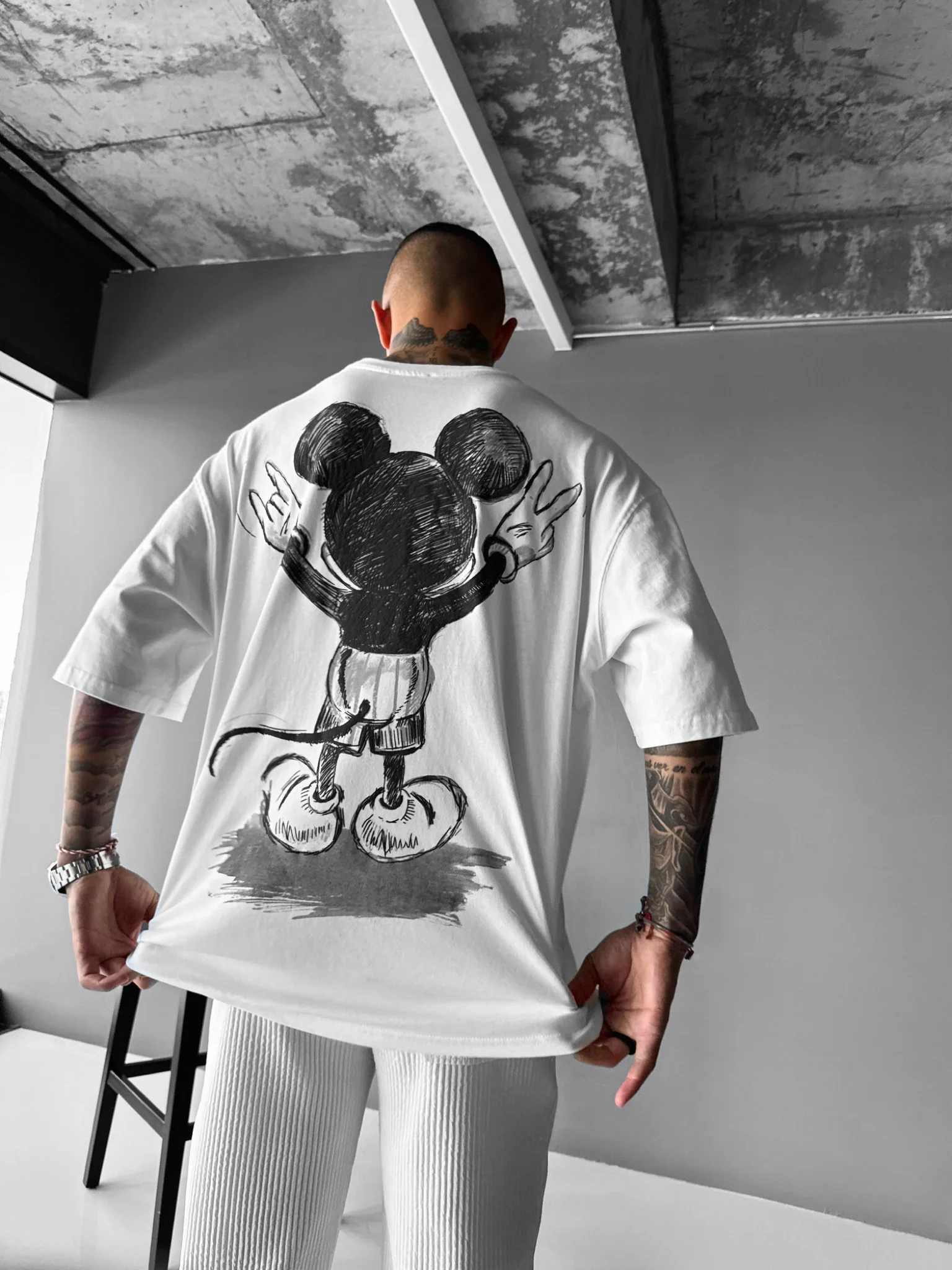 Oversize Mouse T-shirt - White and Black