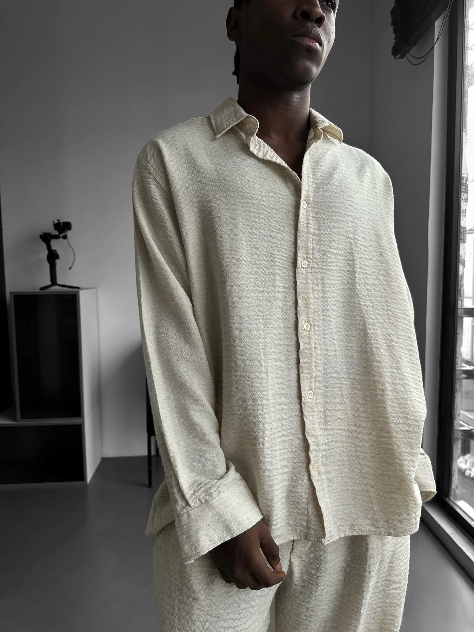 Oversize Muslin Long Sleeve Shirt - Cremé - Image 2