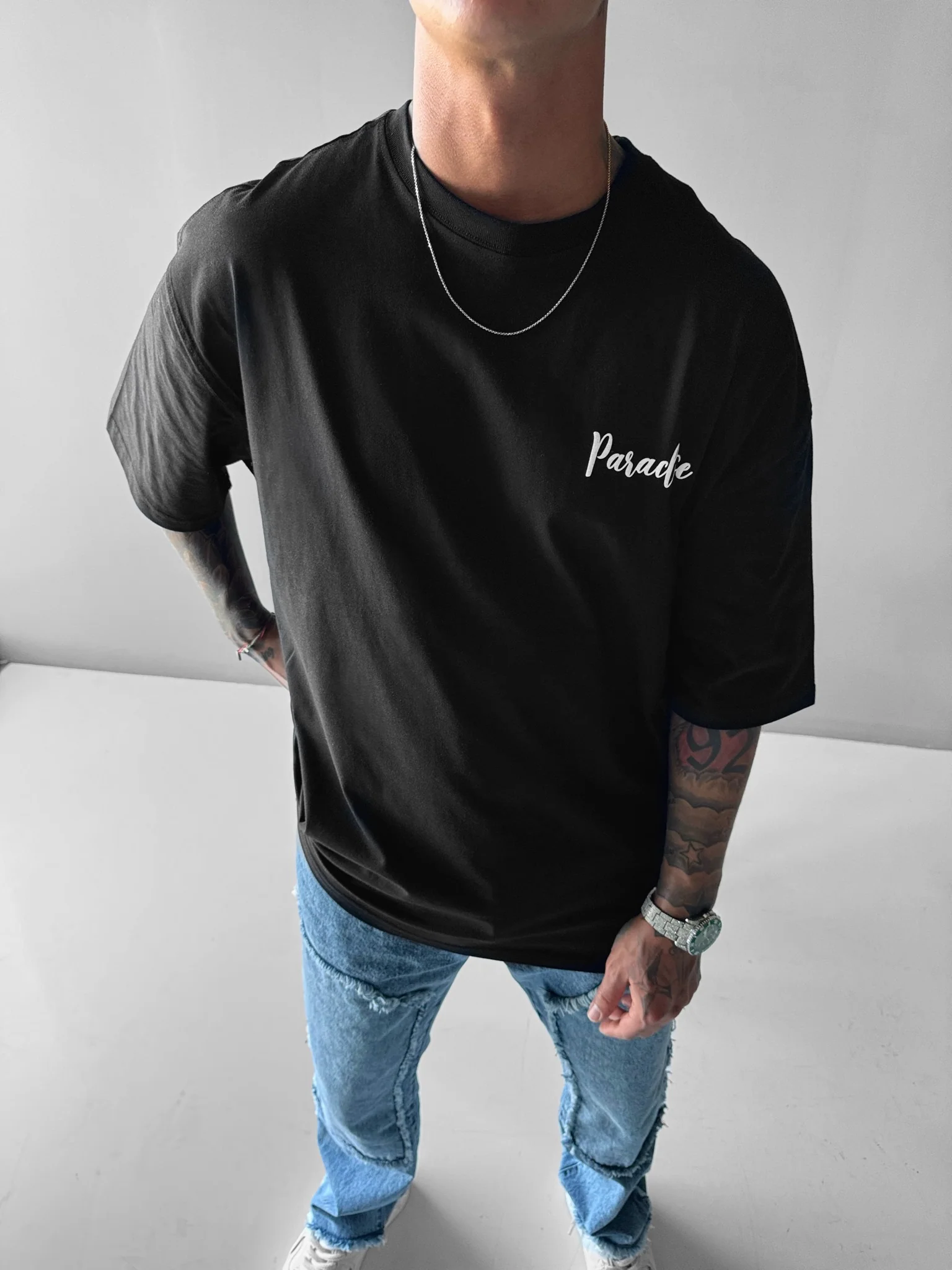 Oversize Parrot Paradise T-shirt - Black and Pink - Image 4