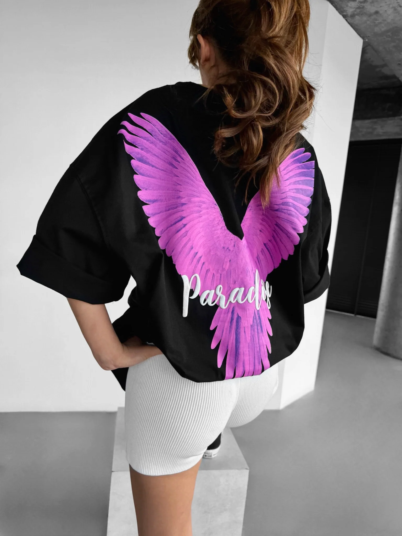 Oversize Parrot Paradise T-shirt - Black and Pink - Image 5