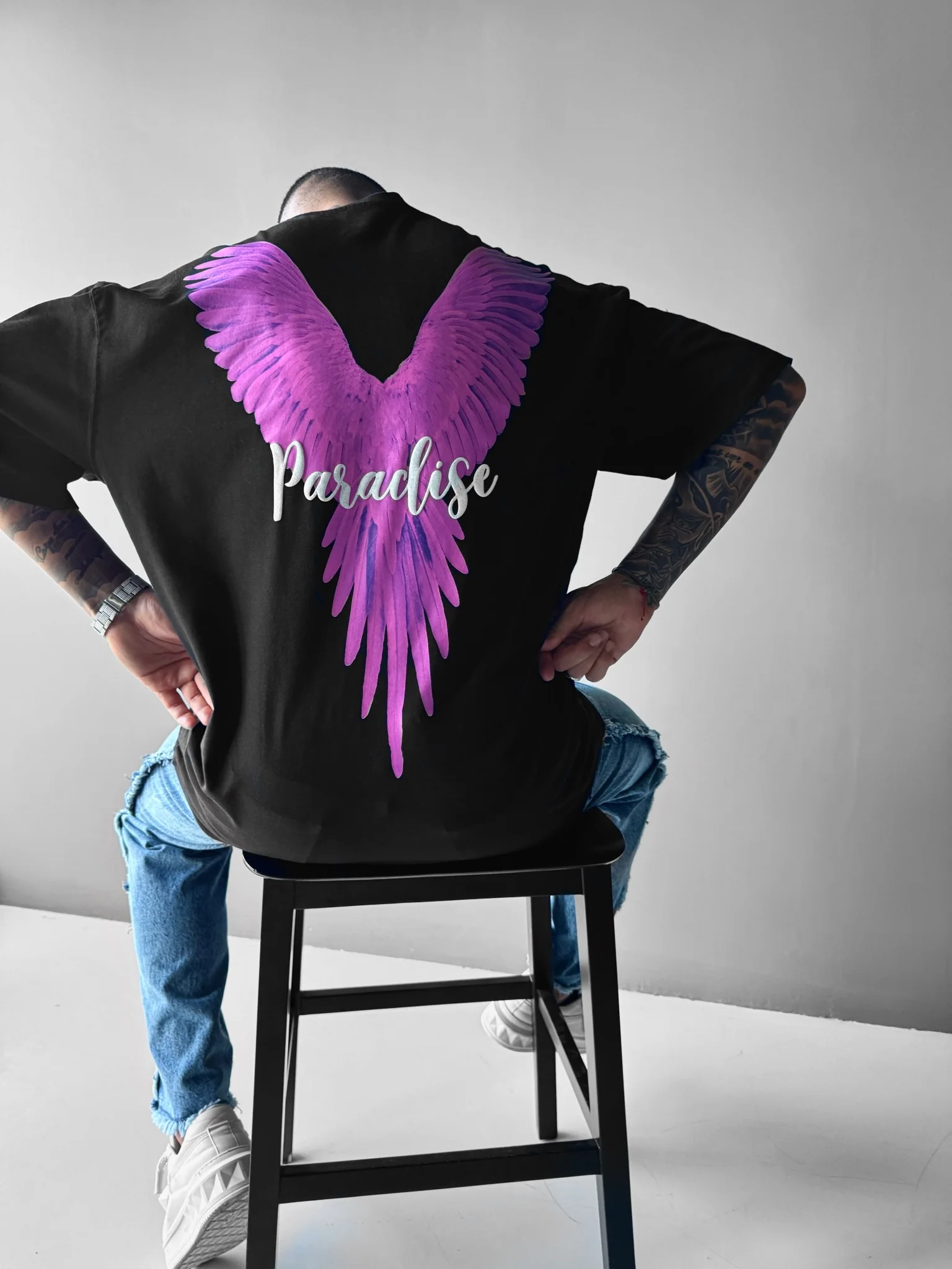 Oversize Parrot Paradise T-shirt - Black and Pink - Image 6