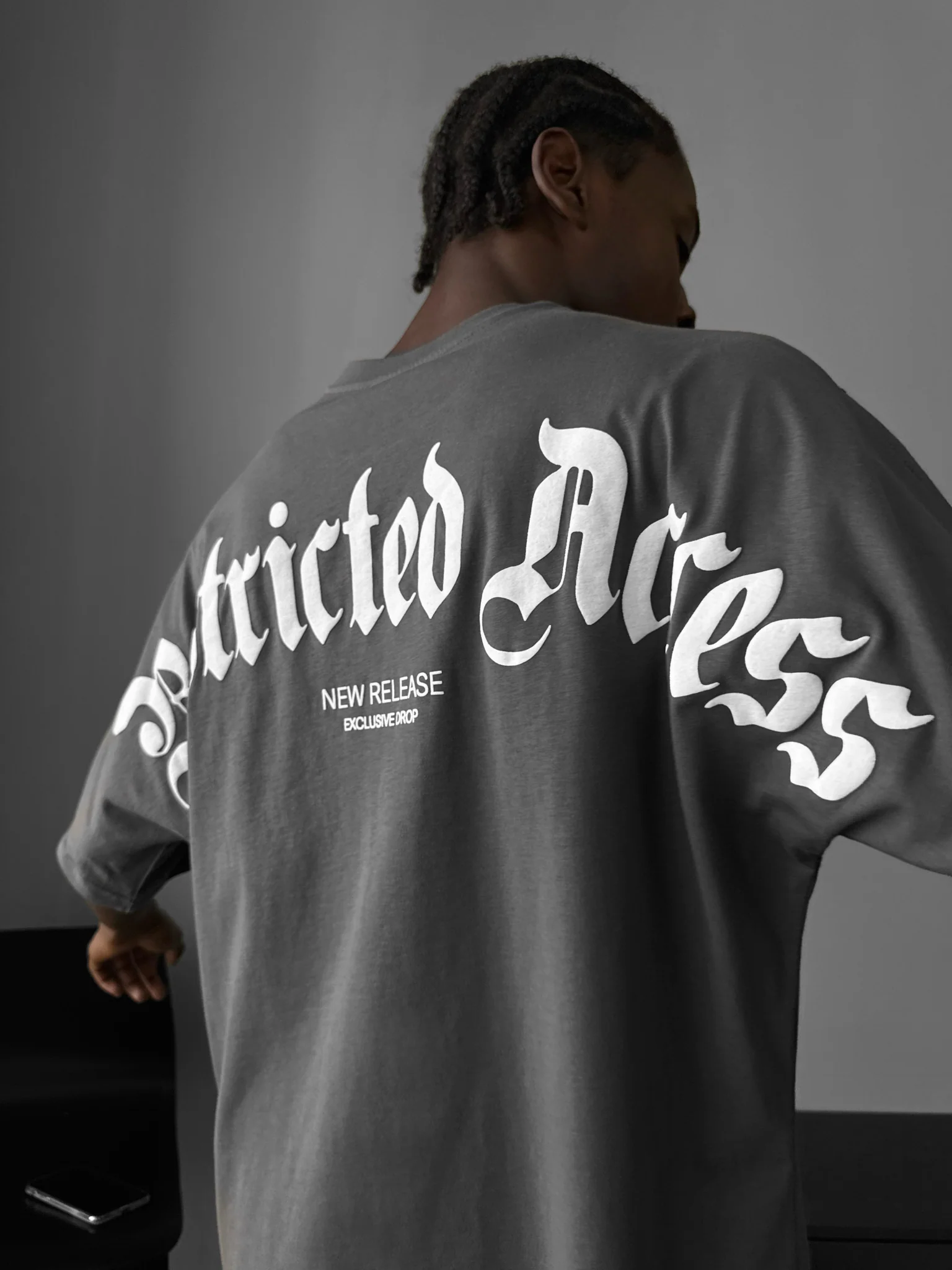 Oversize 'Restricted Access' T-Shirt - Anthracite - Image 3