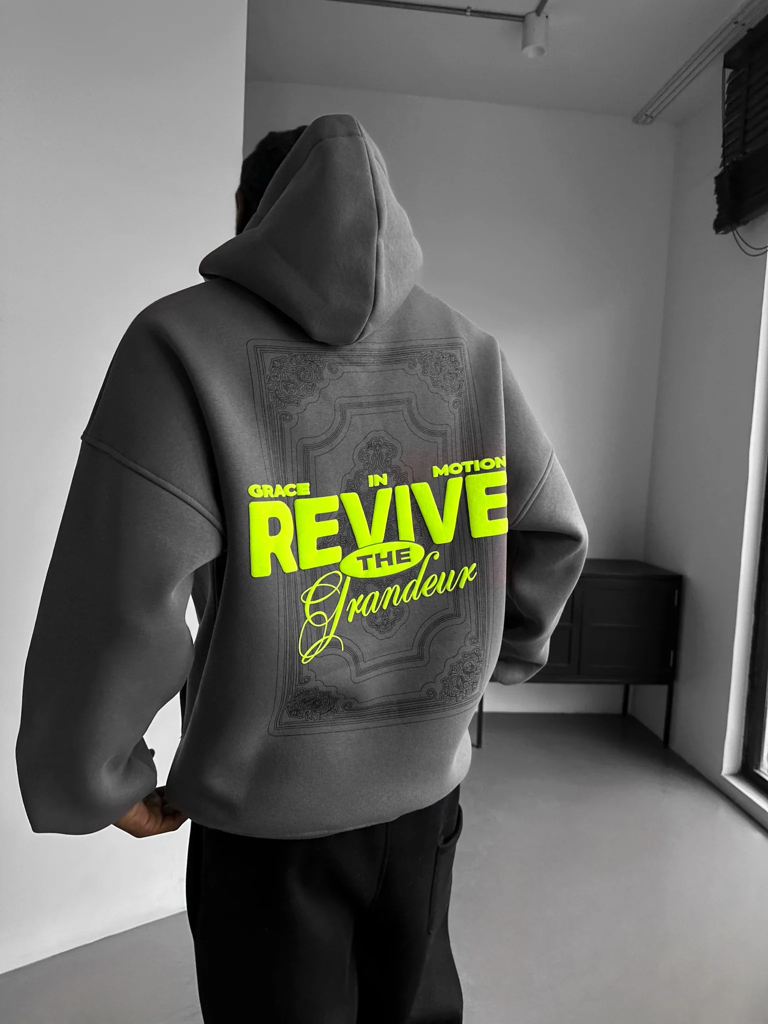 Oversize Revive Hoodie - Anthracite - Image 6