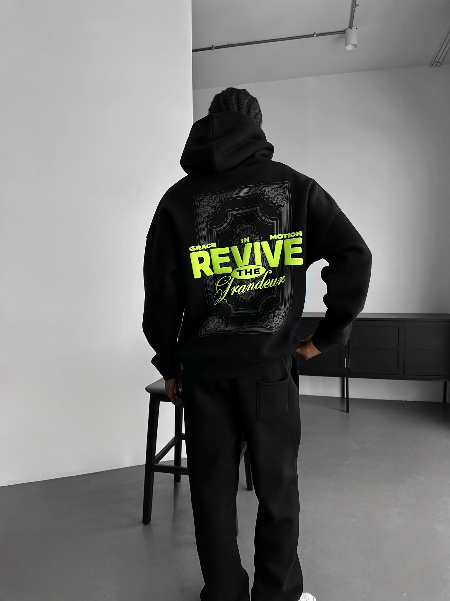 Oversize Revive Hoodie - Black - Image 5