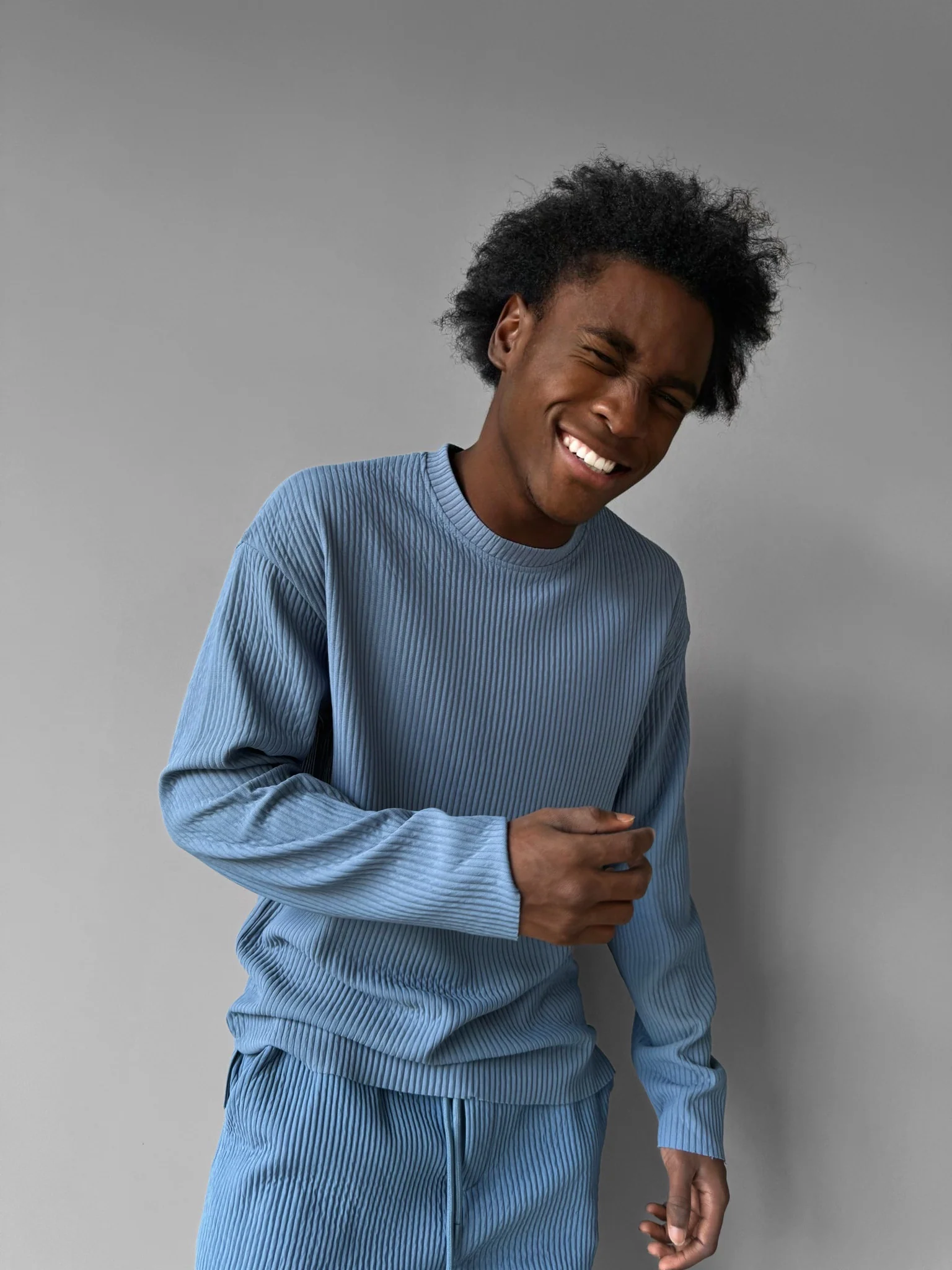 Oversize Ribbed Long Arm T-shirt - Coronet Blue - Image 3
