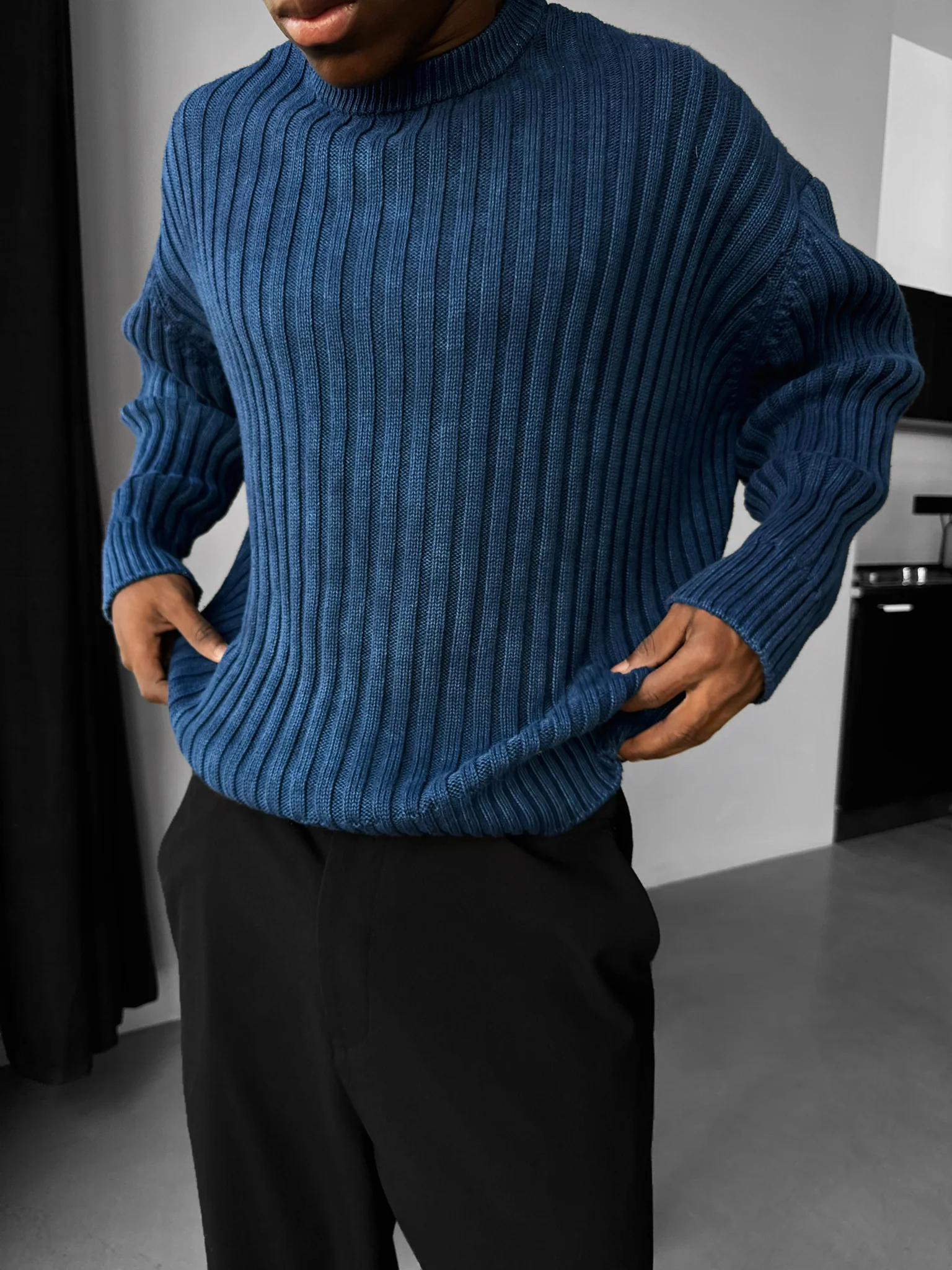 Oversize Ribbed Washed Sweater - Blue - Image 2