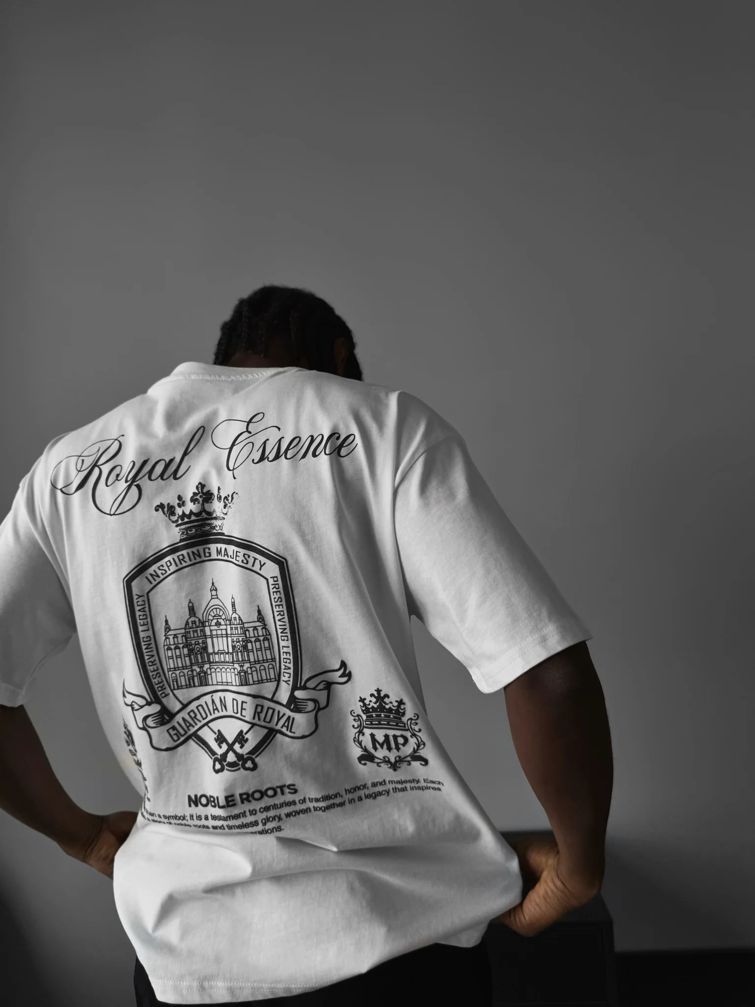 Oversize Royale Essence T-Shirt - Ecru - Image 4