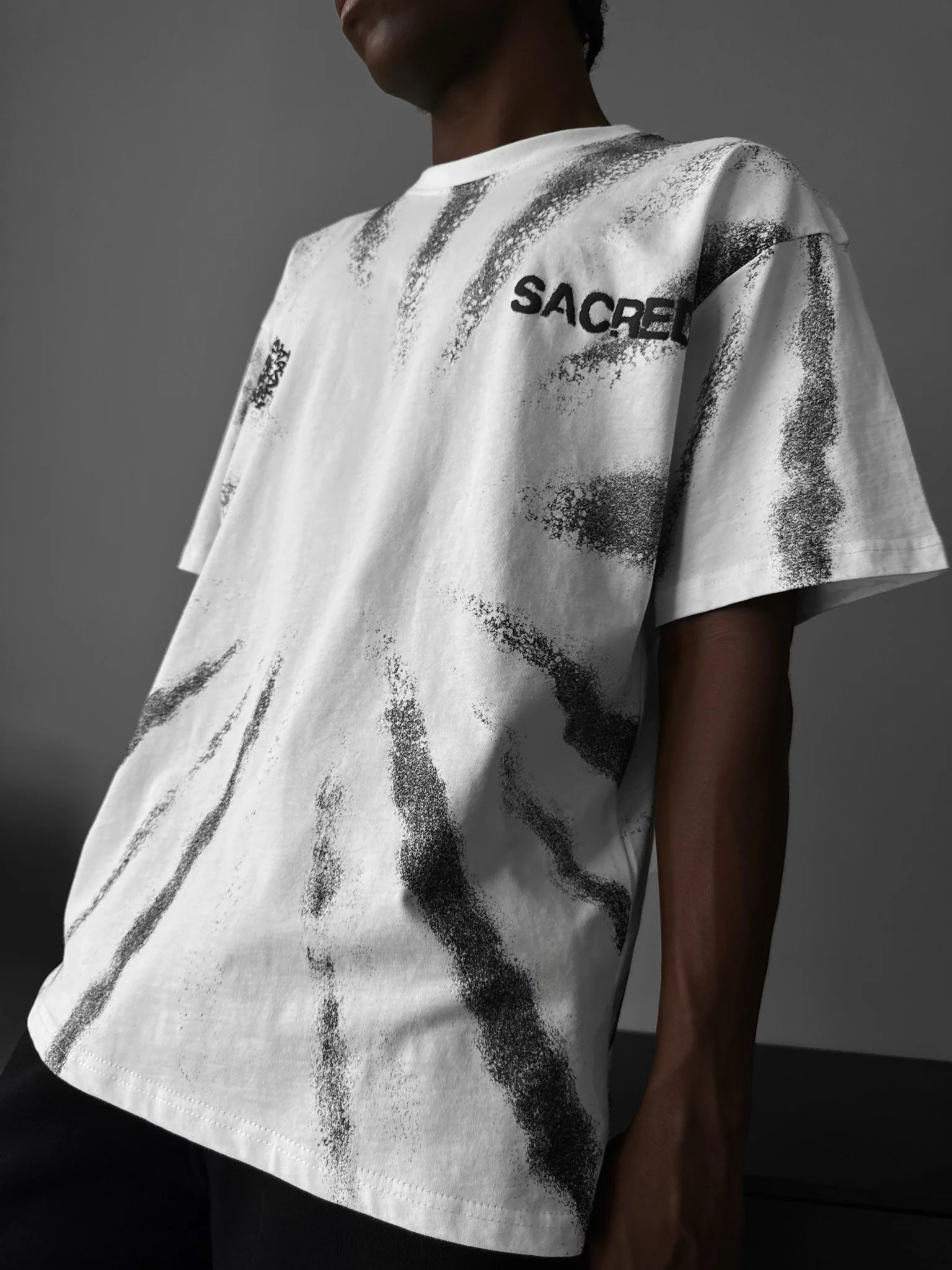 Oversize 'Sacred' T-Shirt - Ecru - Image 5