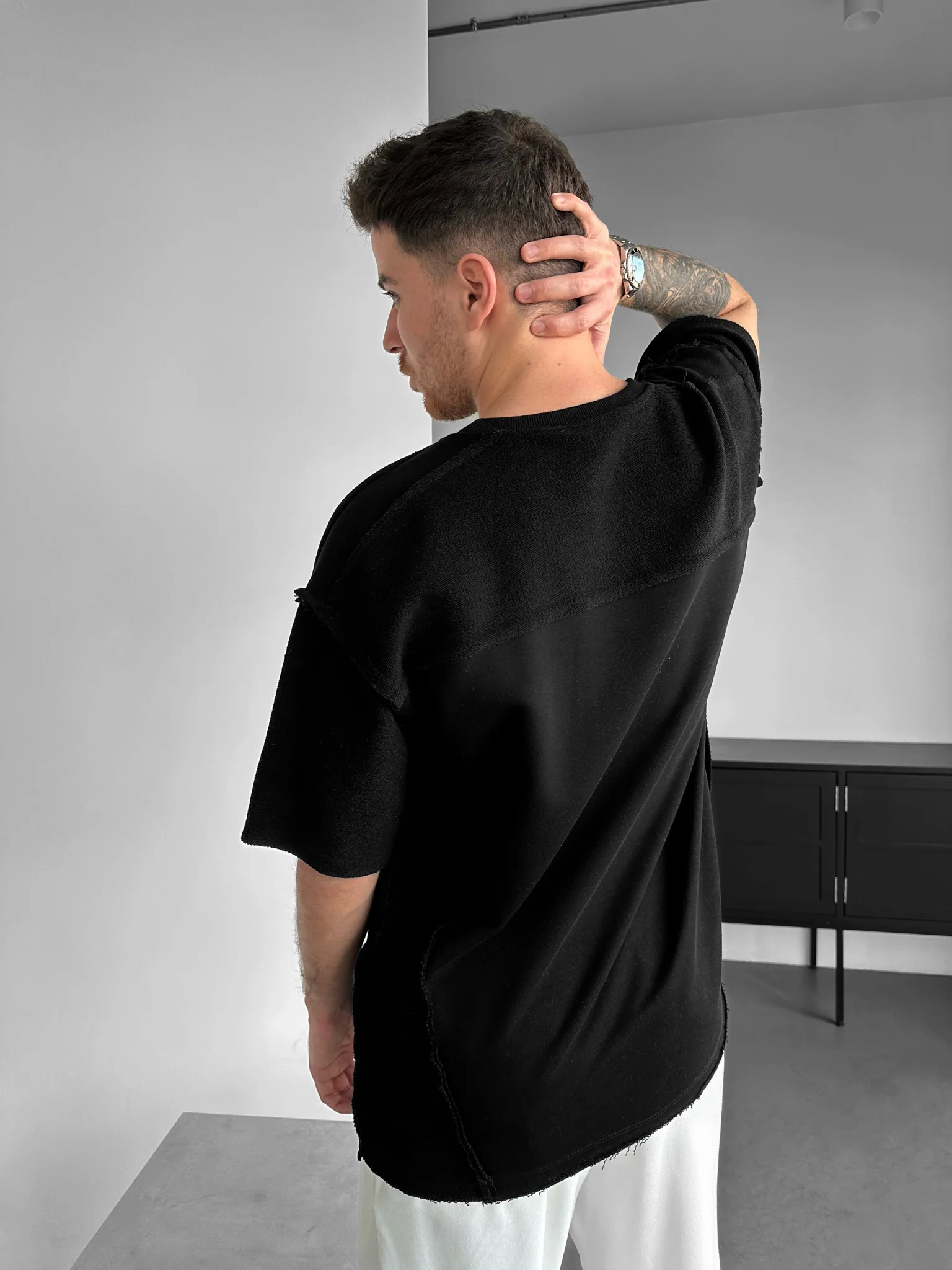Oversize Seam Detail T-shirt - Black - Image 4
