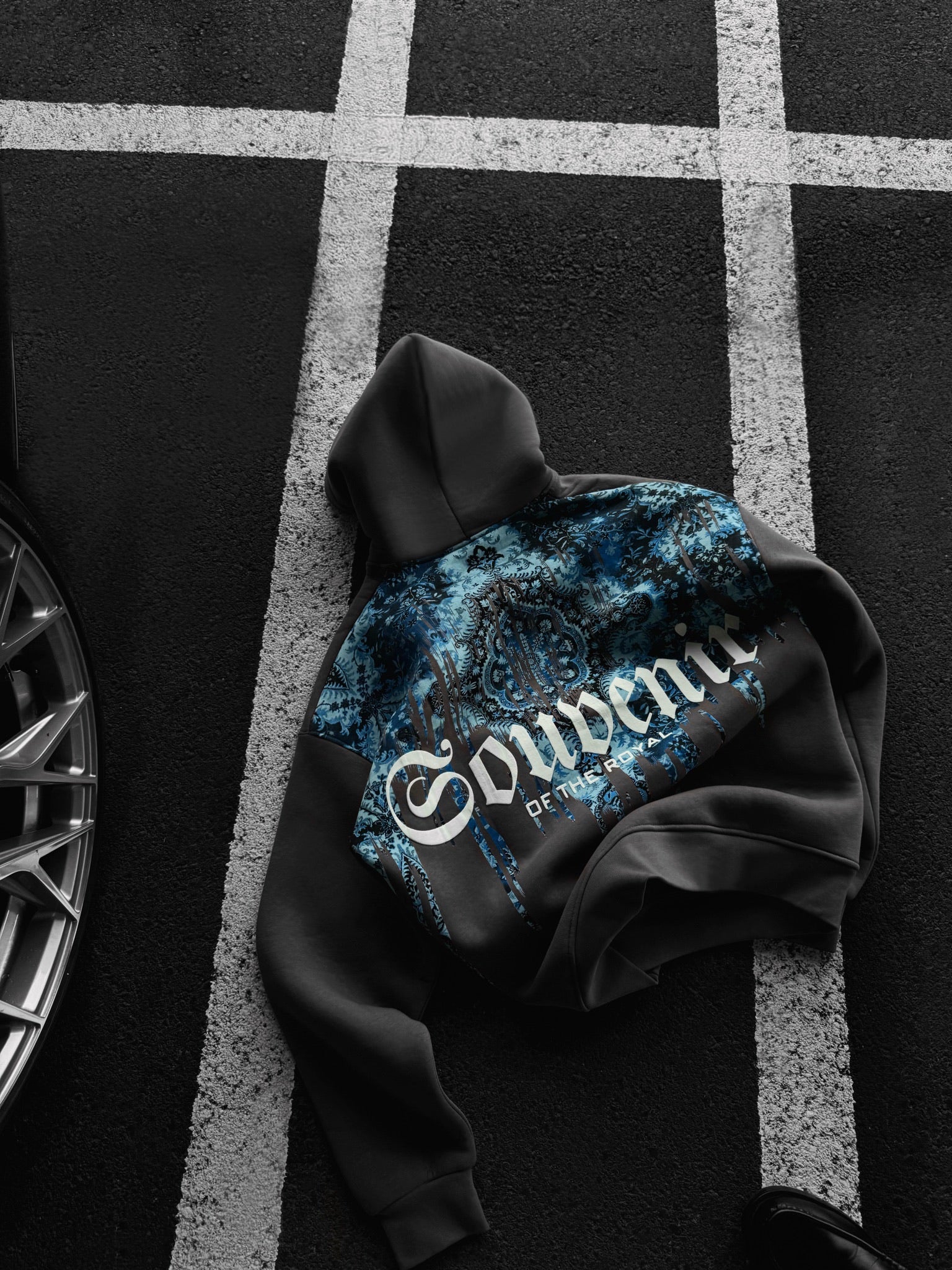 Oversize Souvenir Hoodie - Anthracite