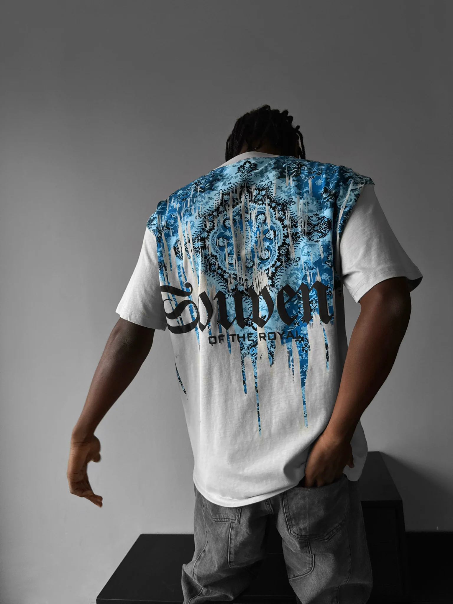 Oversize Souvenir T-Shirt - Grey - Image 3