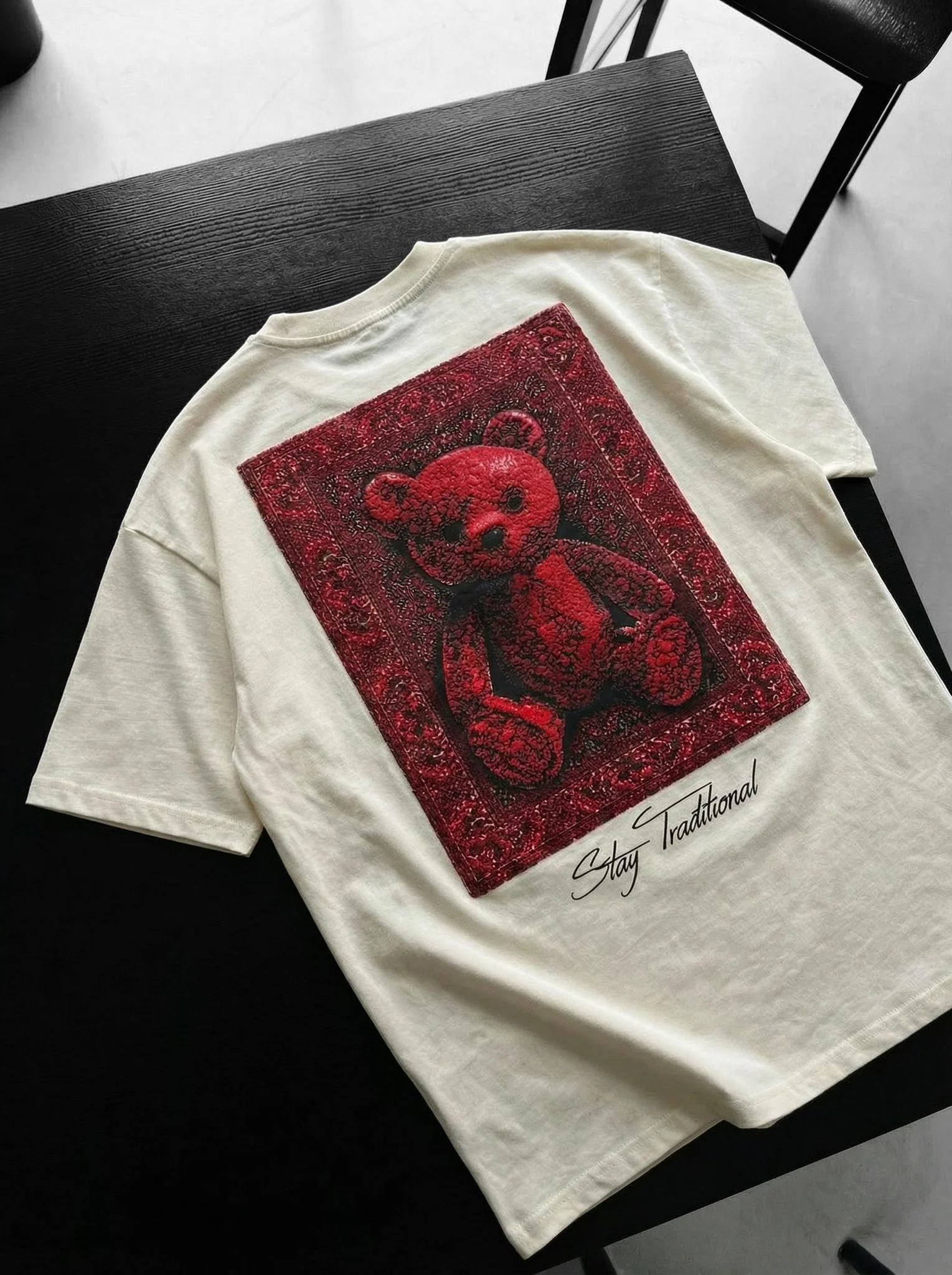 Oversize 'Stay Traditional' T-Shirt - Antique White