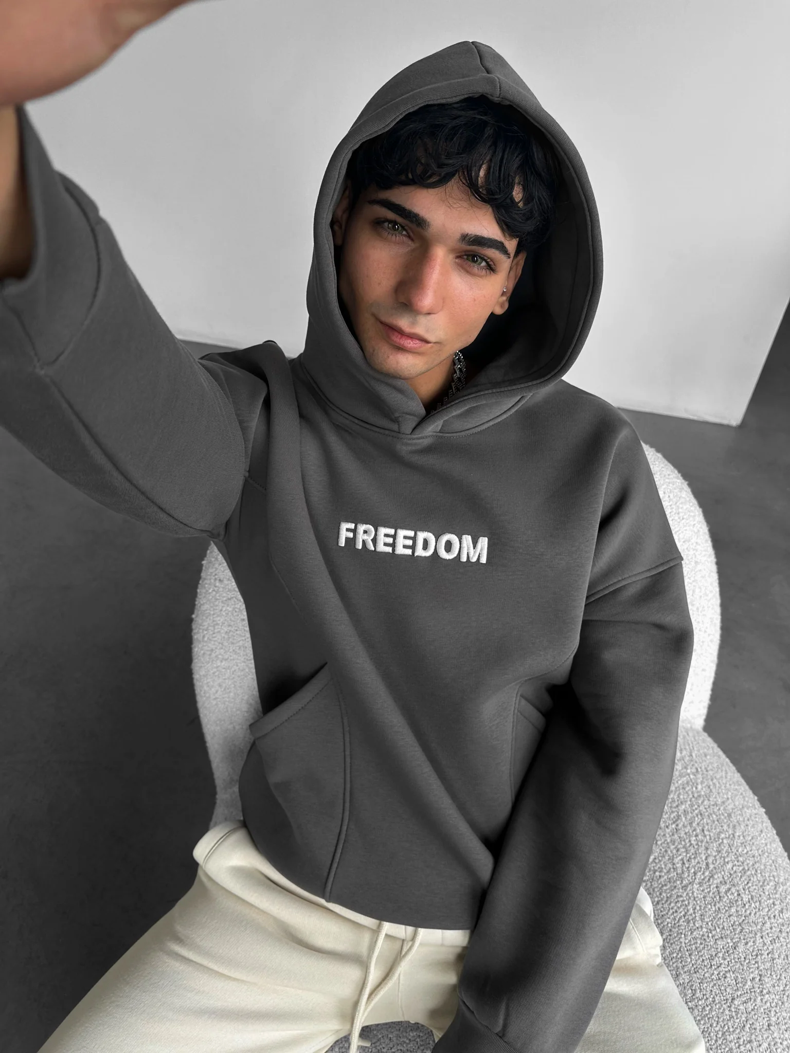 Oversize Stitches Hoodie - Anthracite - Image 2