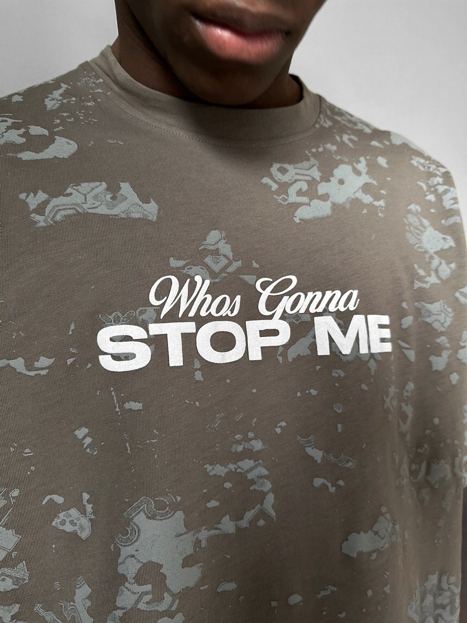 Oversize 'Stop Me' T-Shirt - Anthracite - Image 2