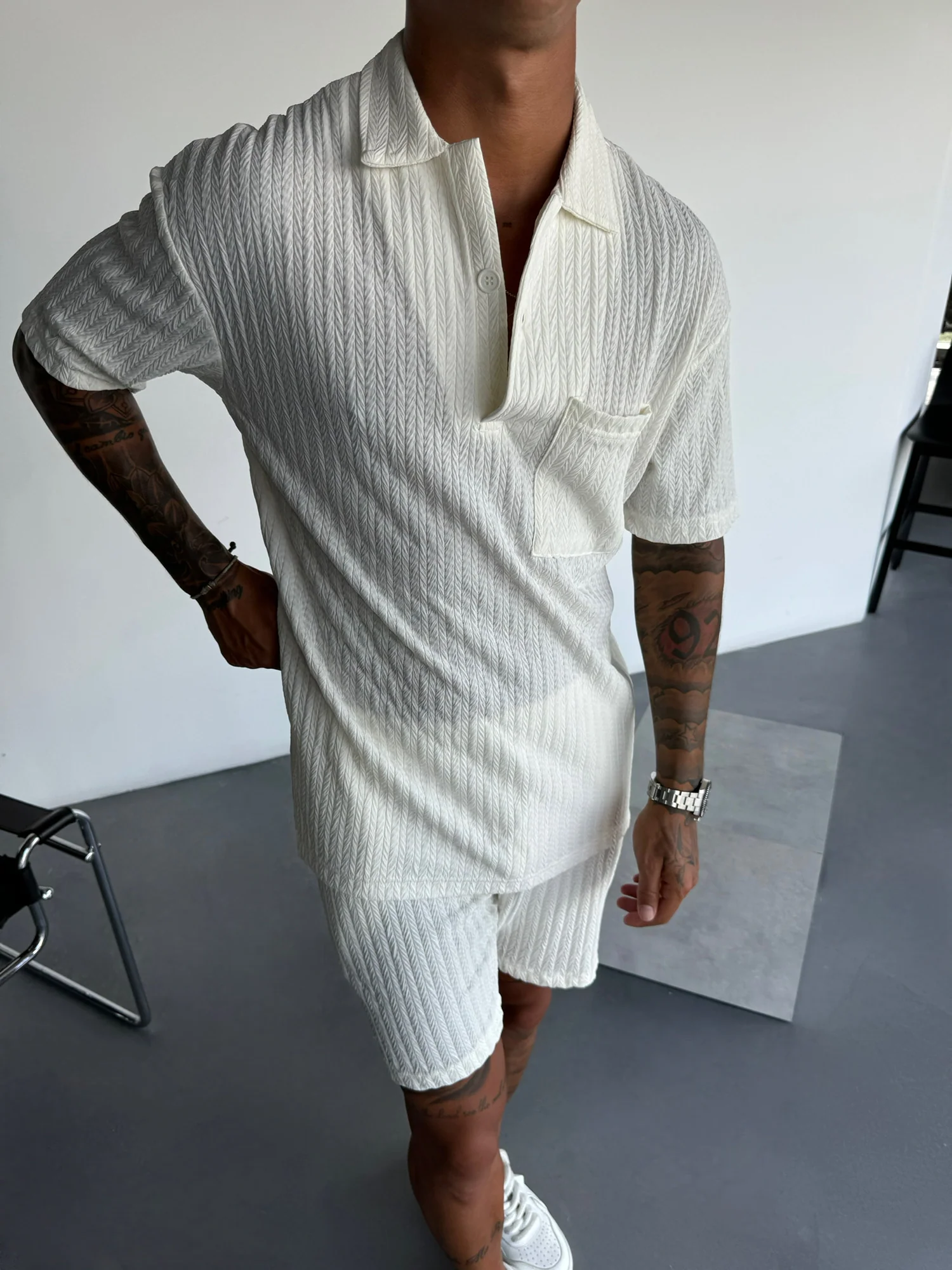 Oversize Structured Polo T-Shirt - Ecru - Image 5