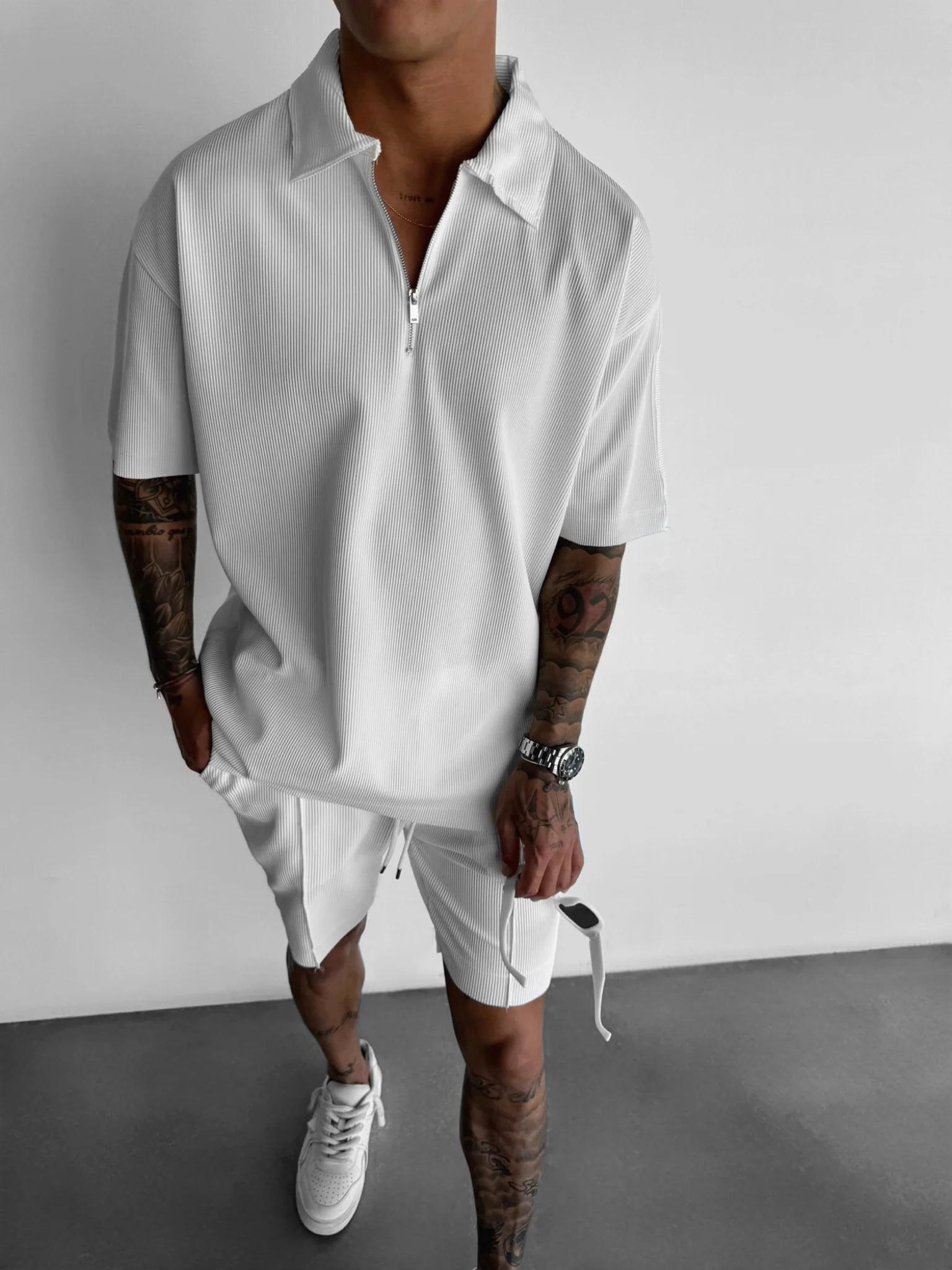 Oversize Textured Zipper Polo T-Shirt - White - Image 5
