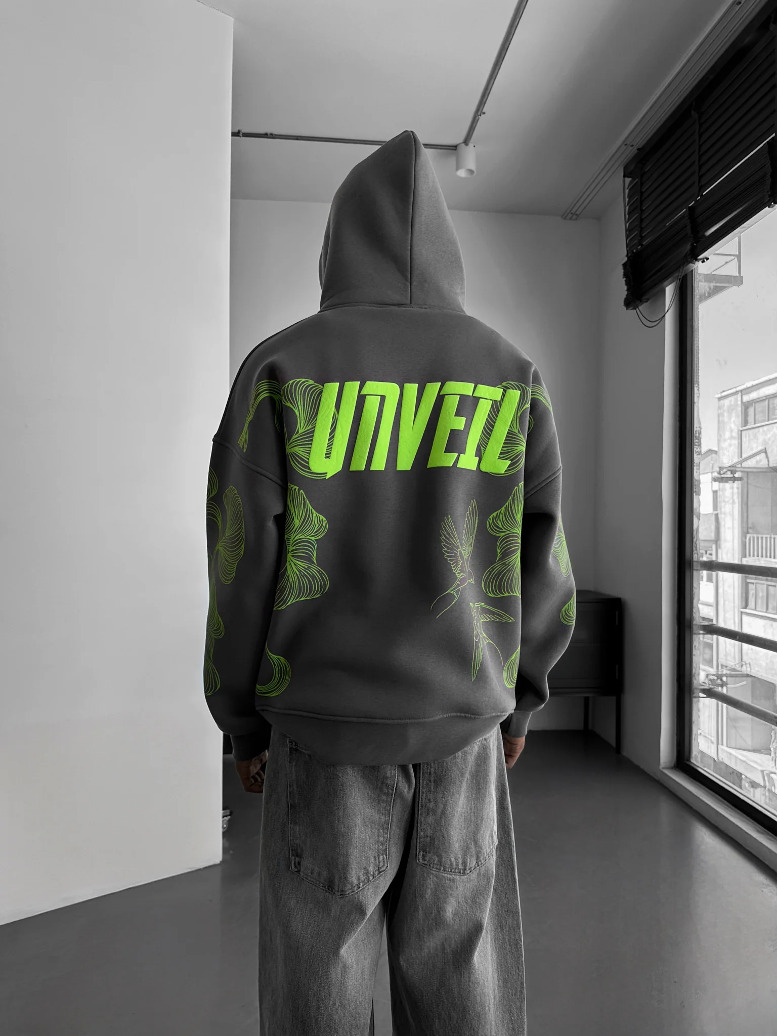 Oversize Unveil Hoodie - Anthracite - Image 5
