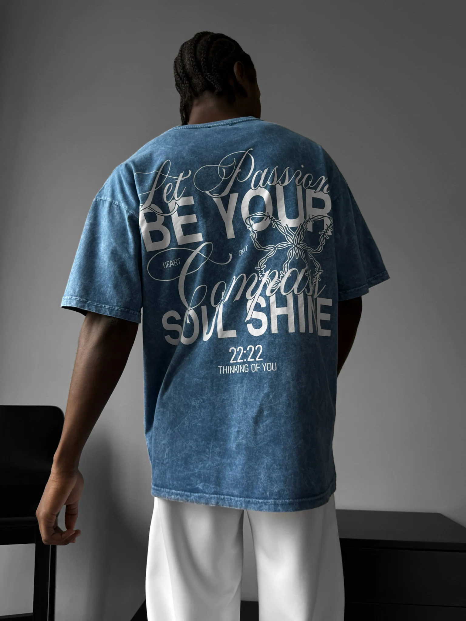 Oversize Washed 'Be your Soul Shine' T-Shirt - Indigo - Image 2