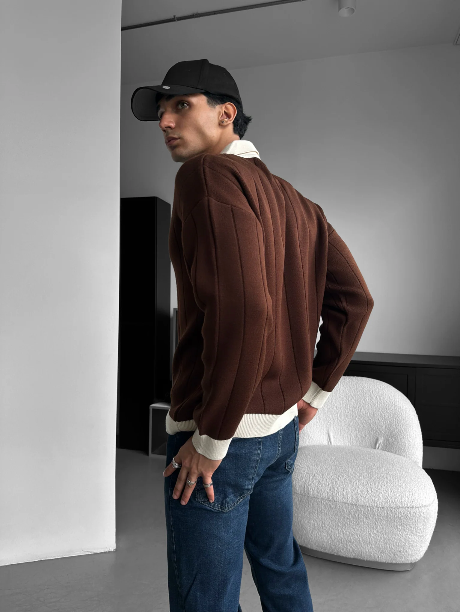 Oversized Embroidered Polo Sweater - Brown - Image 3