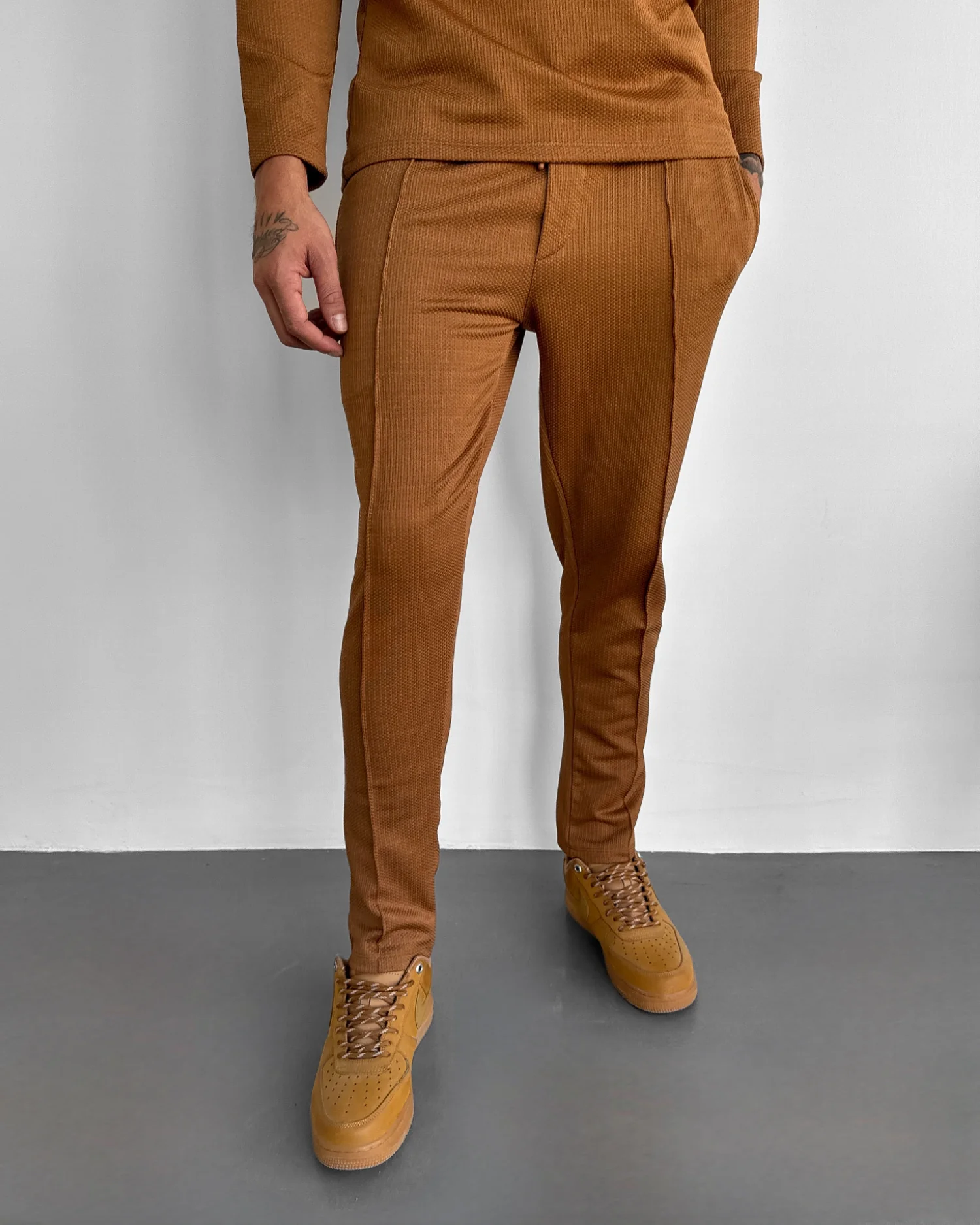 Pleated Suit Trousers - Camel