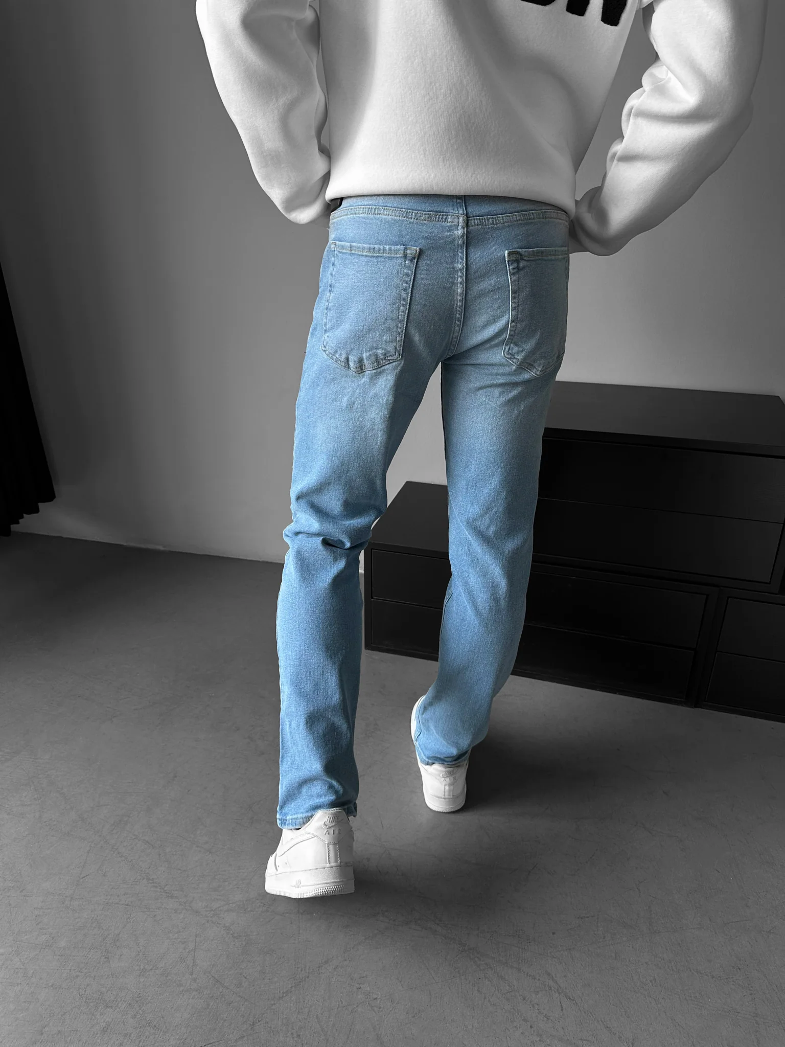 Regular Fit Basic Jeans - Blue - Image 4