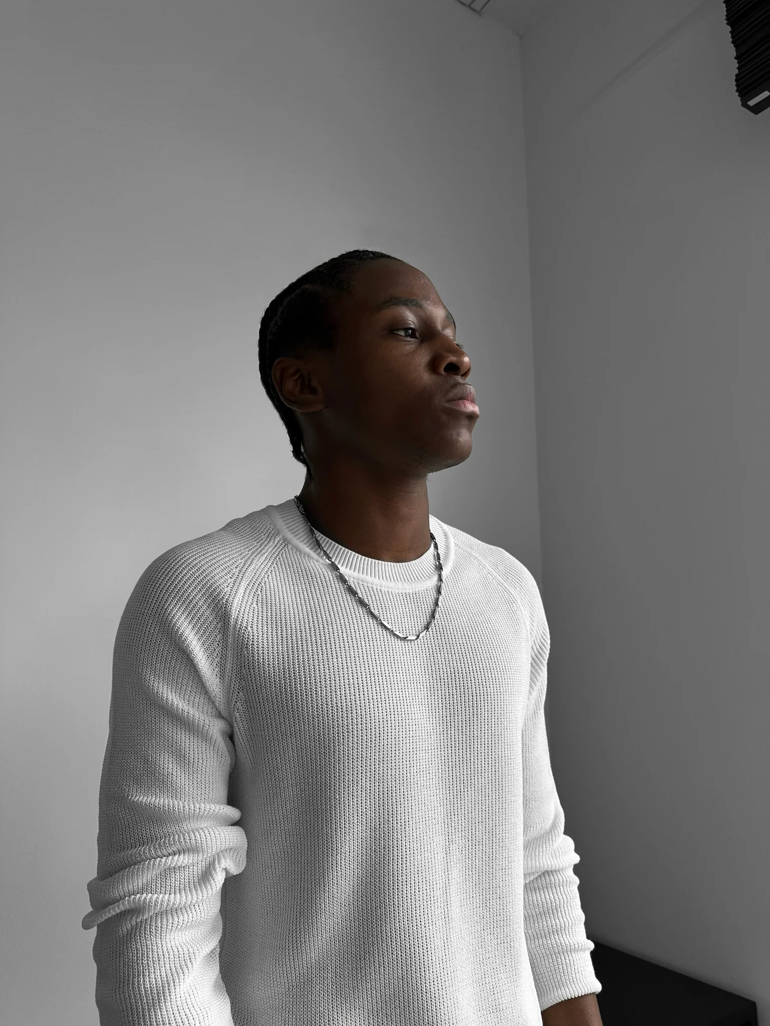 Slim Fit Thin Knit Sweater - Ecru