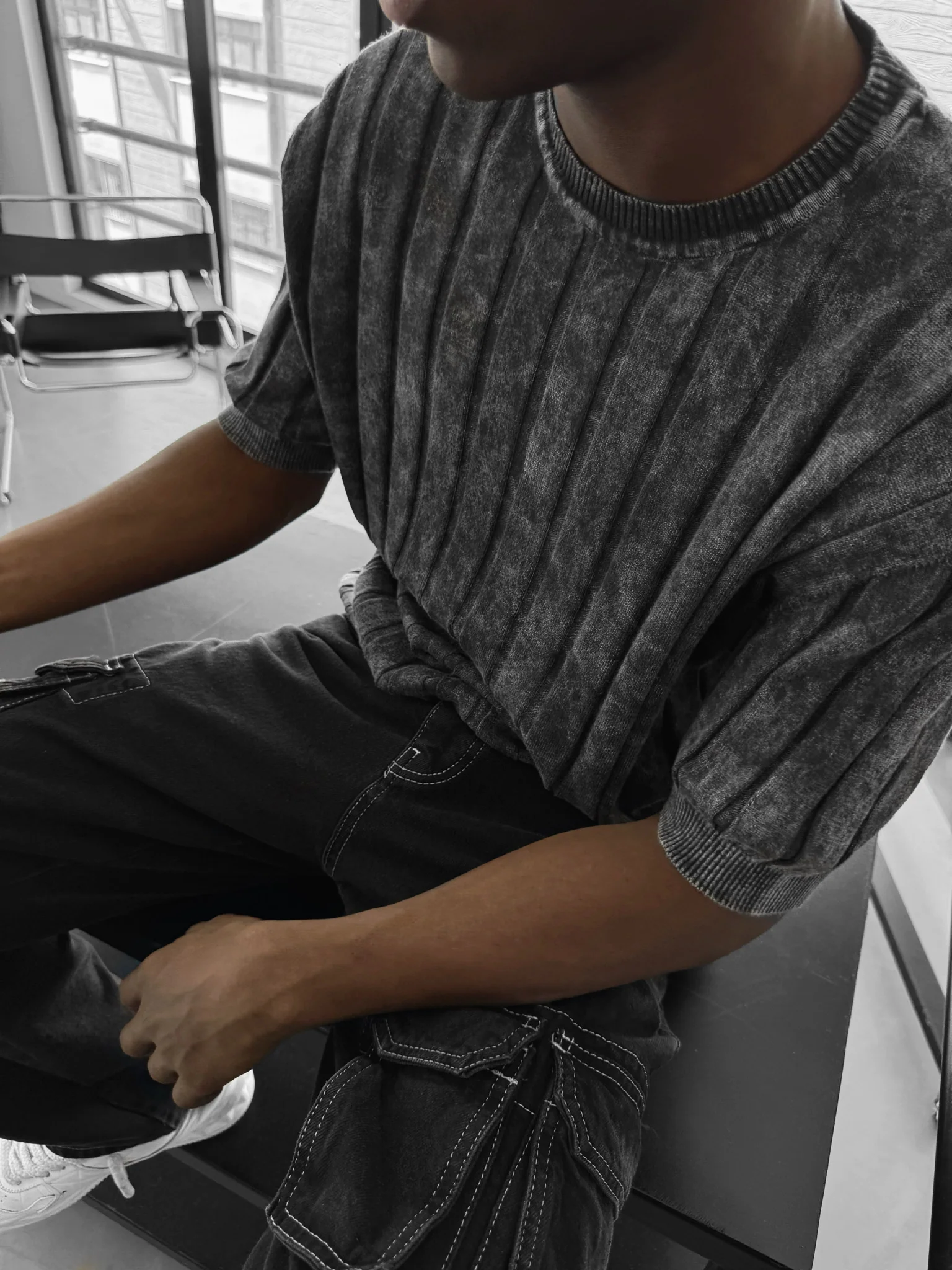 Slim Fit Washed Lines Knit T-Shirt - Anthracite - Image 2